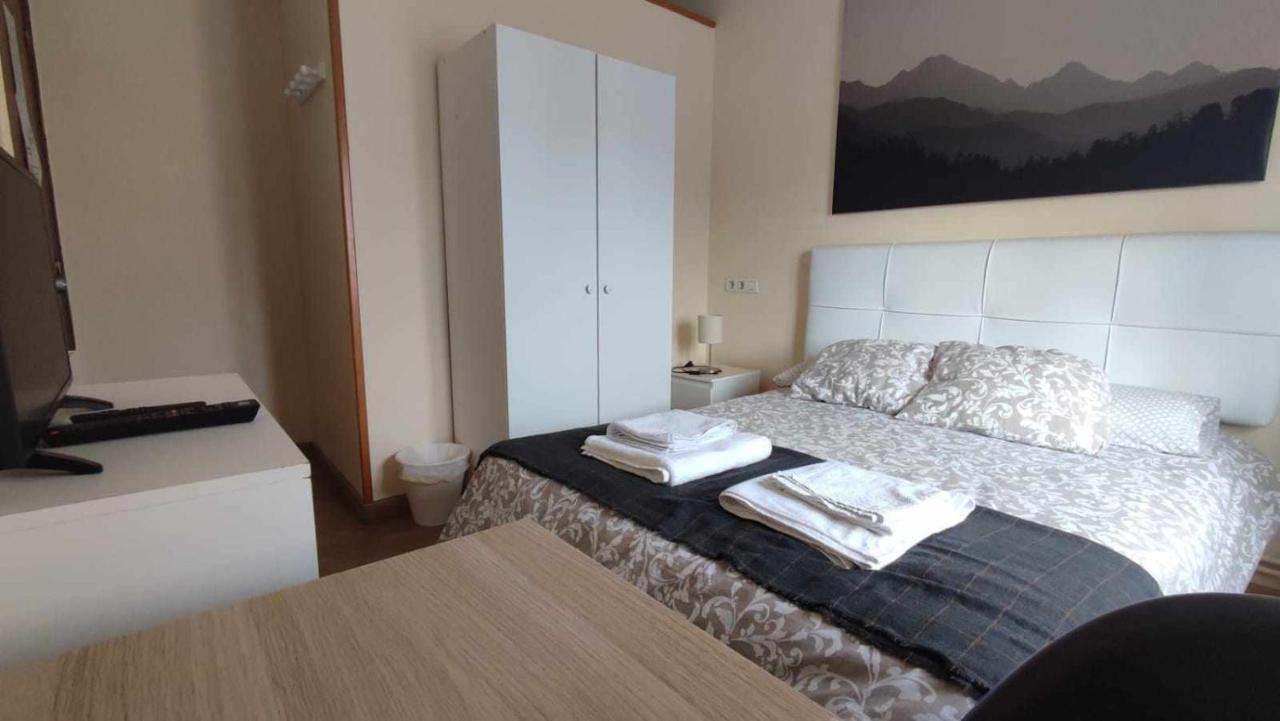 בילבאו Fliphouse Rooms Pension מראה חיצוני תמונה