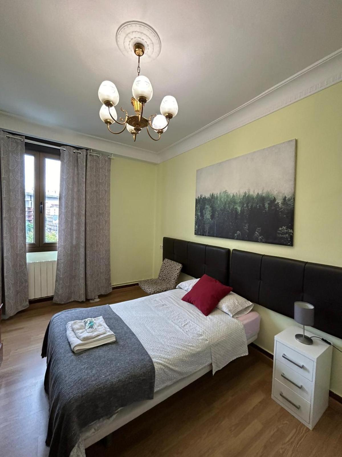 בילבאו Fliphouse Rooms Pension מראה חיצוני תמונה