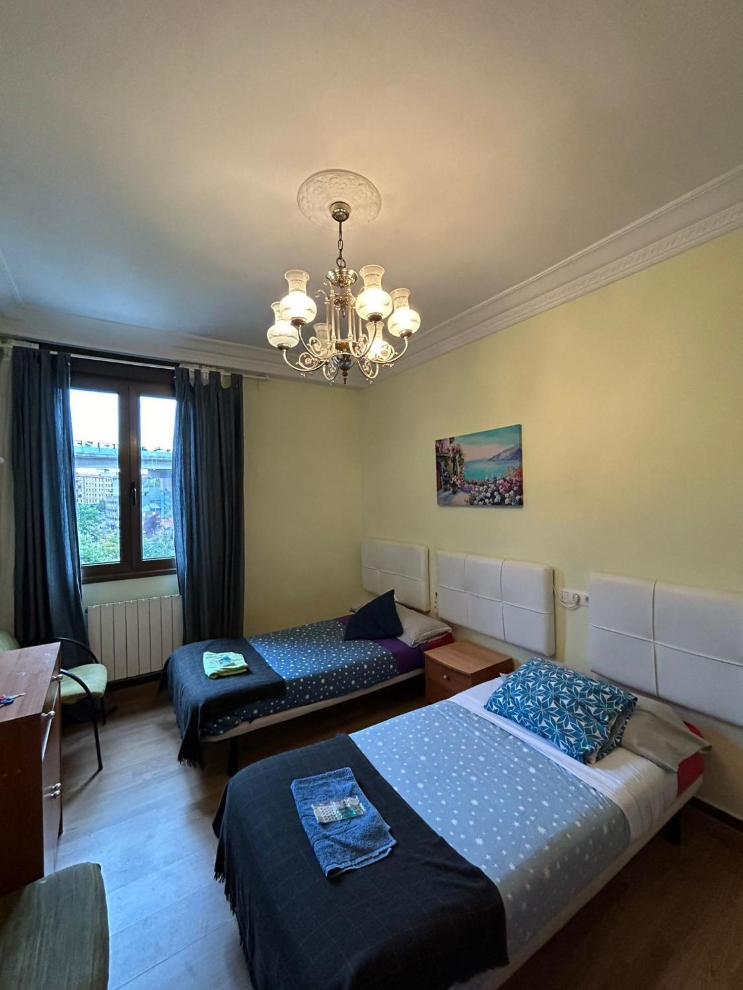 בילבאו Fliphouse Rooms Pension מראה חיצוני תמונה